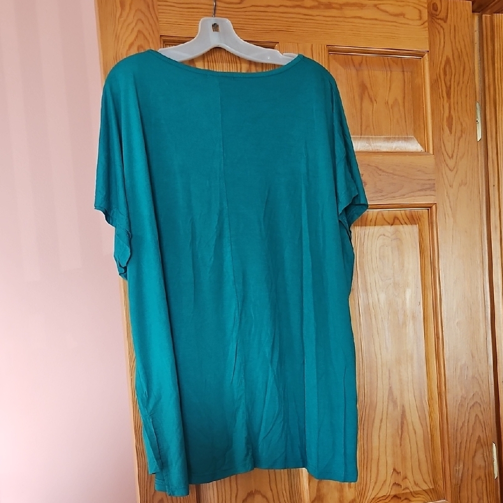 NWOT Monnuro Short Sleeve Top - Picture 2 of 5